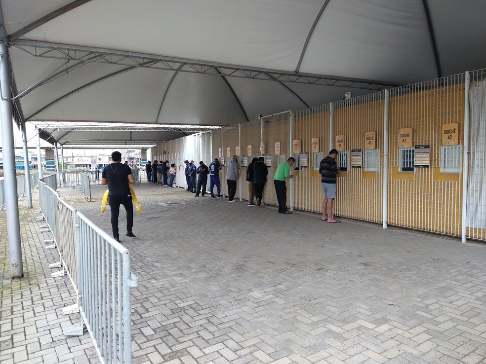 Com problemas no sistema, Grêmio abrirá bilheterias da Arena para duelo contra o Juventude