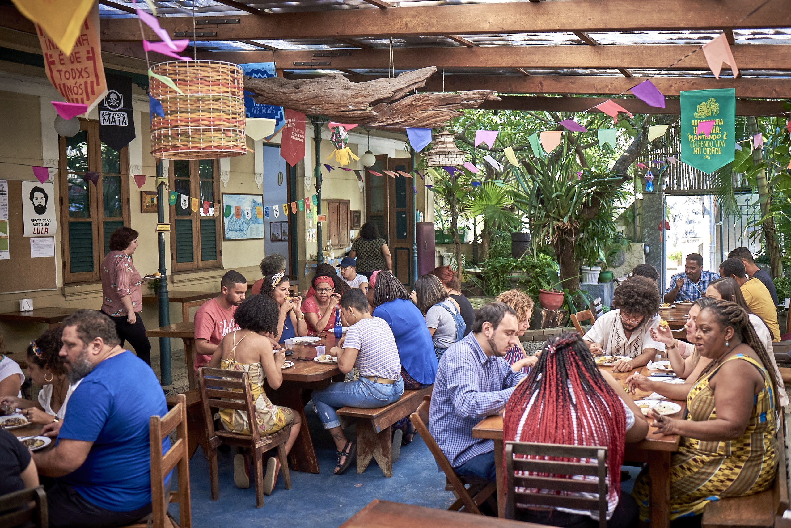 Pousada em Santa Teresa promove café da manhã camponês e