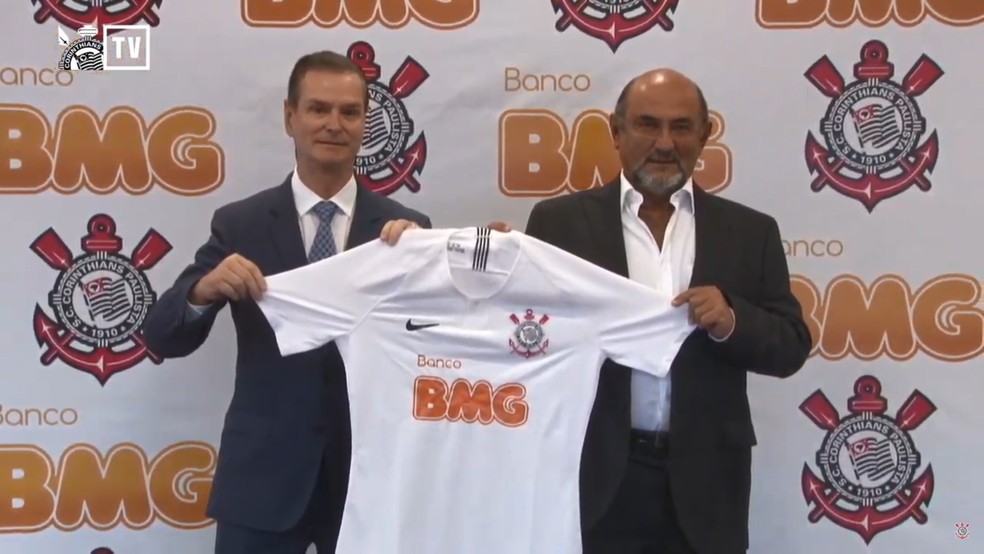 Corinthians apresenta BMG como novo patrocinador camisa Luis Paulo Rosenberg — Foto: Reprodução/YouTube
