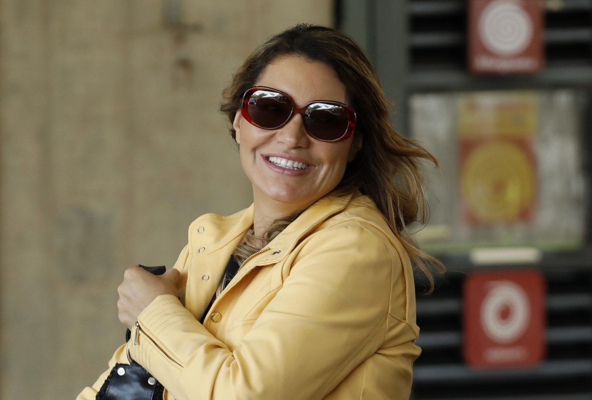 Os votos da primeira-dama n&atilde;o est&atilde;o nas urnas