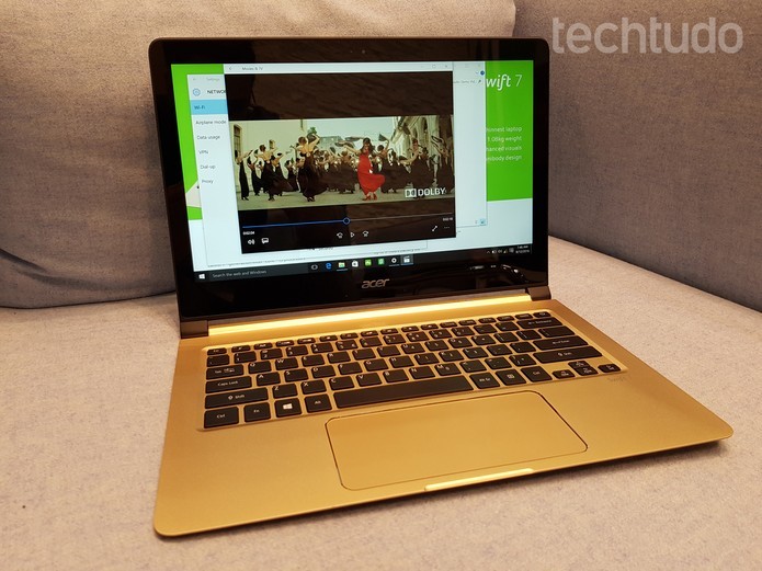 Acer Swift 7 vem com tela de 13,3 polegadas e bateria com duração de 9 horas (Foto: Thássius Veloso/TechTudo)