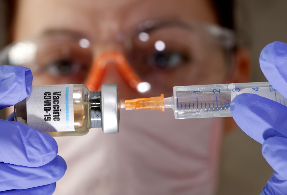 Vacina contra Covid — Foto: REUTERS/Dado Ruvic/Illustration/File Photo