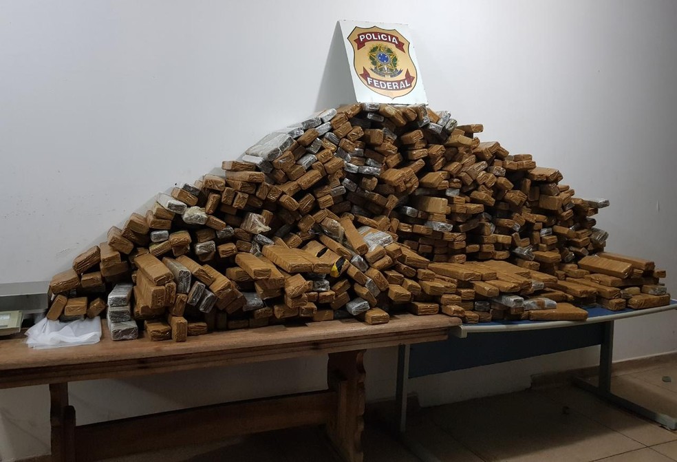 Carga de 637 kg de maconha foi apreendida nessa quarta-feira (11) pela Polícia Federal em Itiquira — Foto: Polícia Federal de Mato Grosso