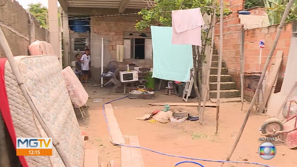 Chuva provocou estragos também em Betim, na Grande BH, em janeiro. — Foto: Reprodução/ TV Globo