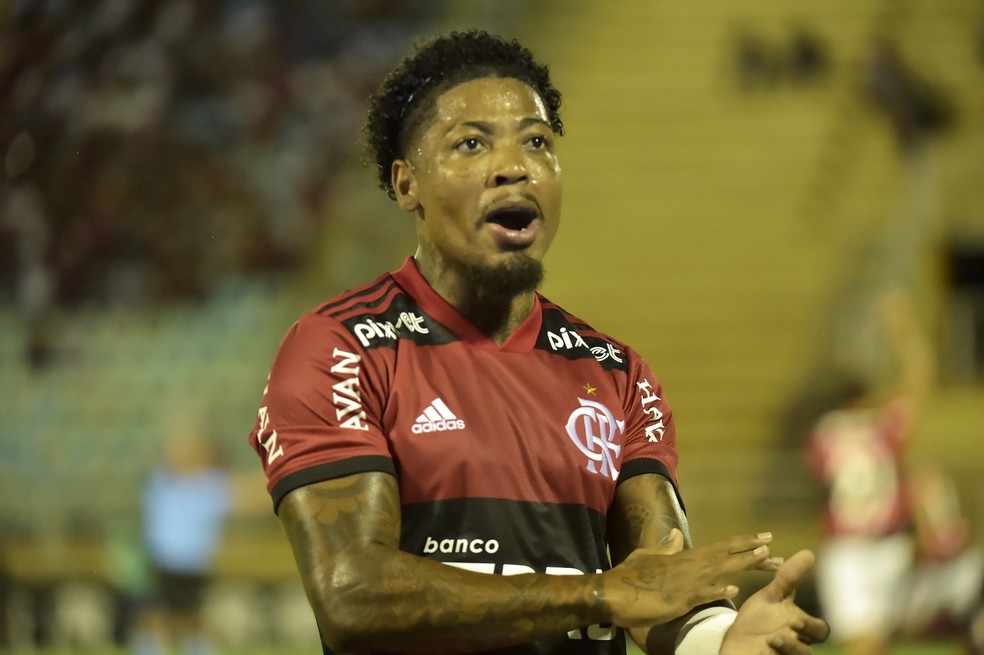 Contratado para a temporada 2022, Marinho ainda não se firmou no time titular do Flamengo — Foto: André Durão