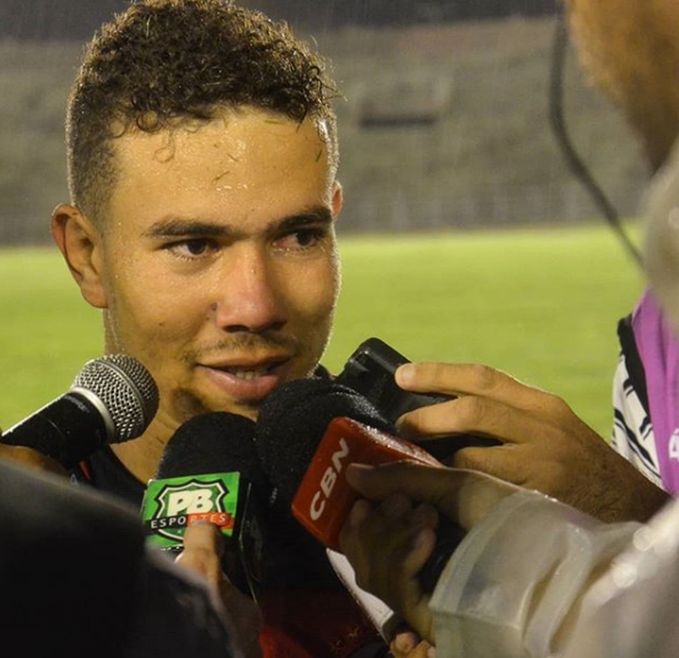 Danilo Bala segue no Campinense para a sequÃªncia da temporada (Foto: Samy Oliveira/Campinense)
