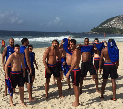 Debaixo de um sol de mais de 30ºC, Fla rala de olho no retorno ao NBB 8