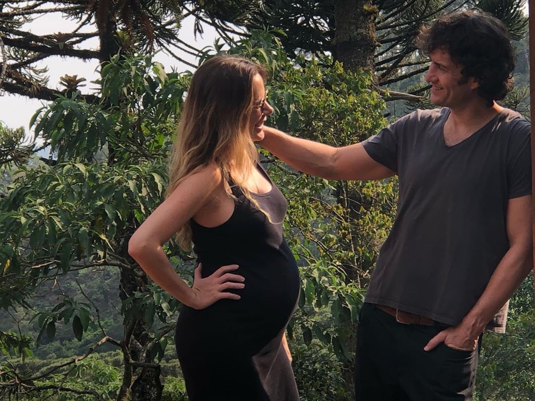 Gabriel Braga Nunes e Isabel Nascimento esperam segunda filha (Foto: Reprodução/Instagram)