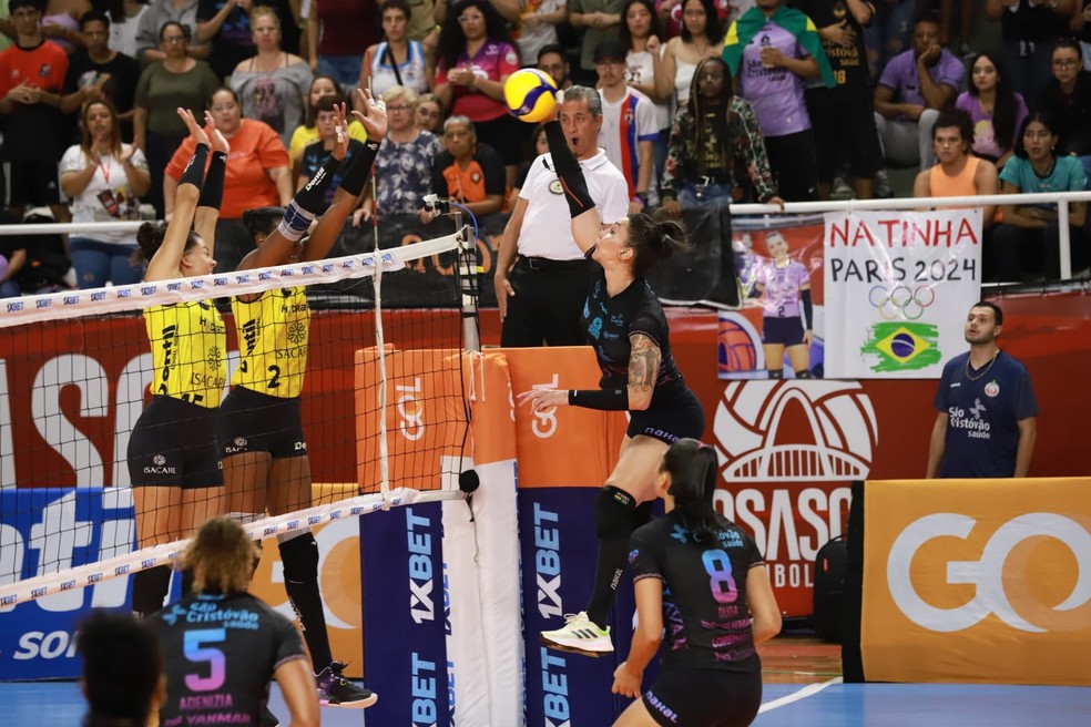 Osasco, Praia Clube, Superliga Feminina, 2022/23 &mdash; Foto: @tkssport / @carol__fotografia
