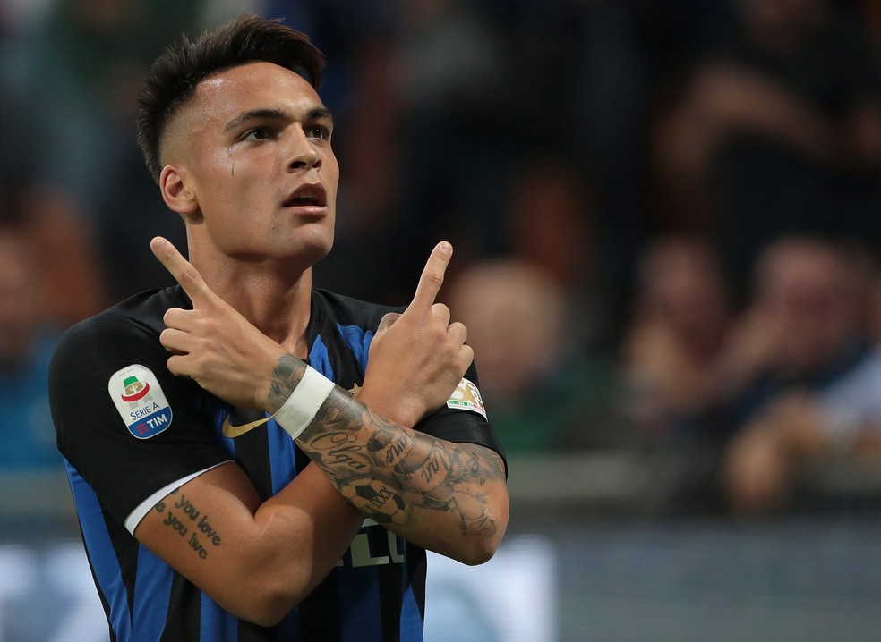 Lautaro MartÃ­nez celebra seu primeiro gol pela Inter de MilÃ£o â Foto: Getty Images