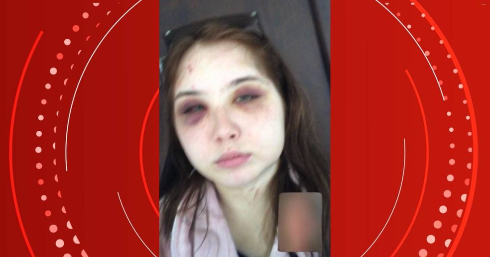 Kauane, vítima das agressões, tem 22 anos. Ela se mudou depois de conseguir medida protetiva contra o pai — Foto: Arquivo pessoal