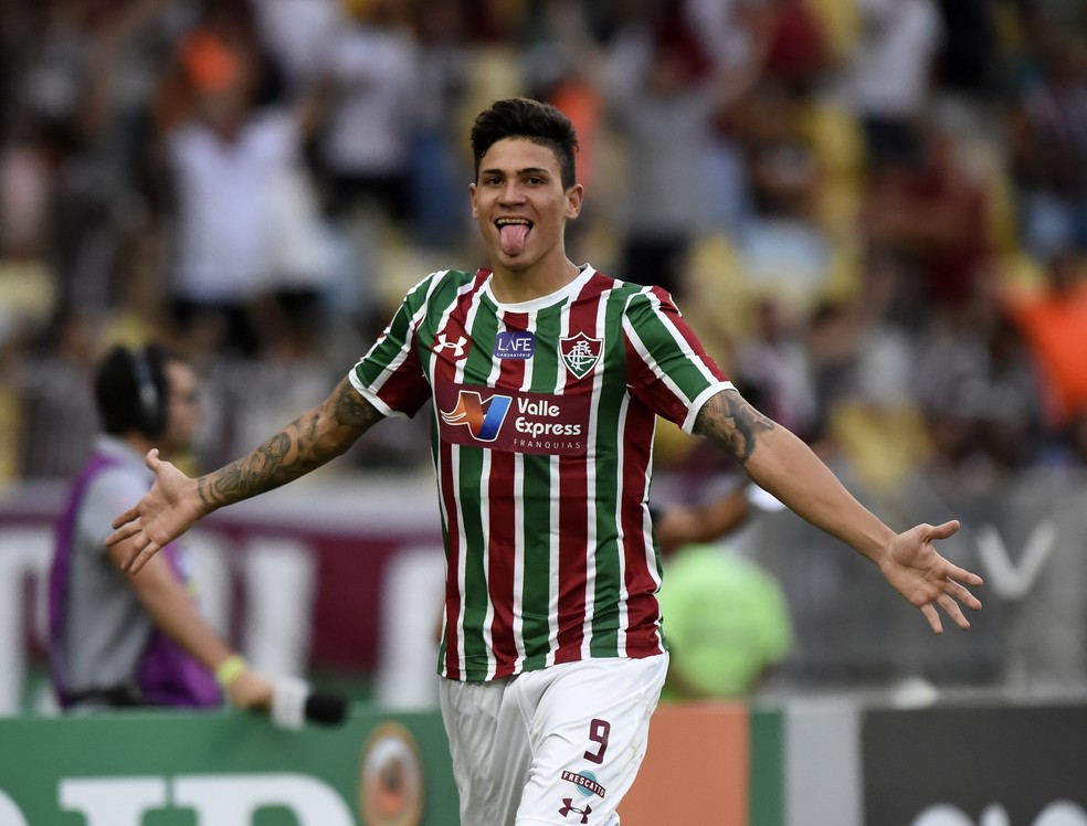 Pedro ganhou destaque com a camisa do Fluminense, em 2018, quando marcou 19 gols na temporada — Foto: André Durão/GloboEsporte.com