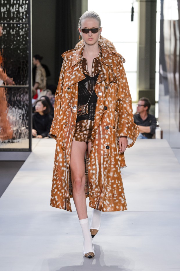 #SuzyLFW Burberry: Riccardo Tisci’s Playful But Respectful Approach ...