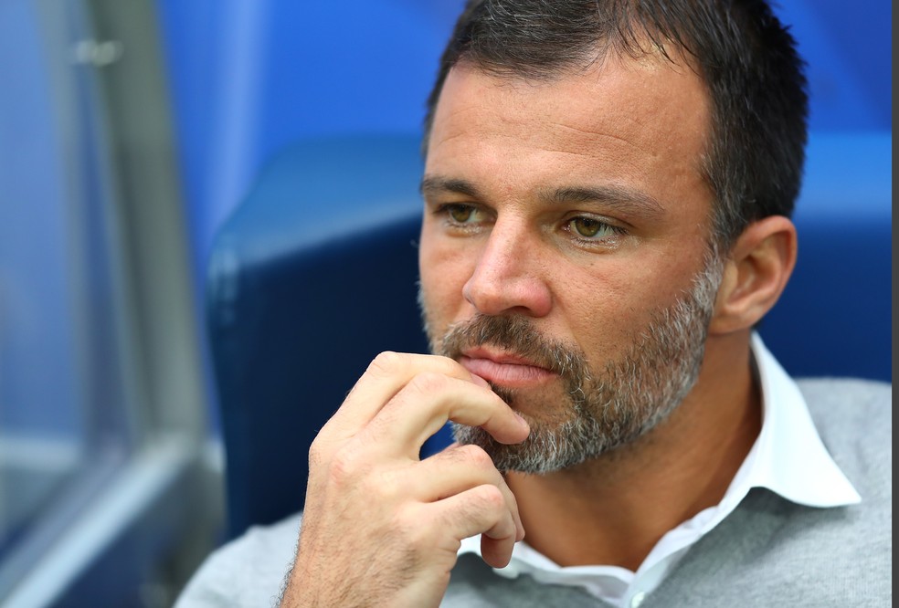 Anthony Hudson não se ilude com campanha nas eliminatórias da Oceania e pede melhor performance de toda a trajetória no jogo de ida (Foto: Getty Images)