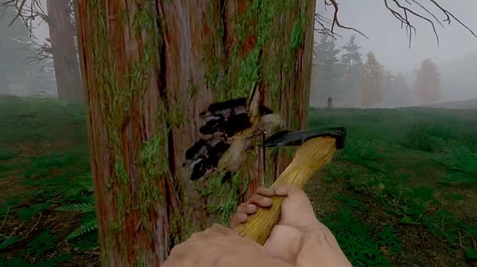 Use o Makeshift Hatchet para cortar ?rvores e conseguir Wood Logs (Foto: Reprodu??o/Youtube)