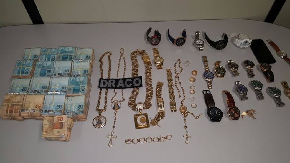 Quadrilhas investem dinheiro em joias (Foto: Divulgação)
