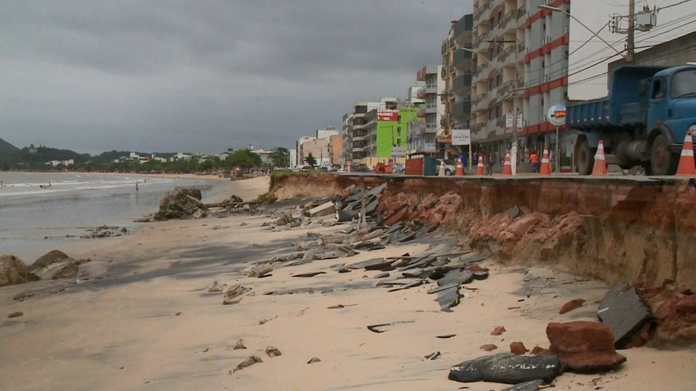 Orla de PiÃºma, no Sul do EspÃ­rito Santo â€” Foto: Marcel Alves/ TV Gazeta