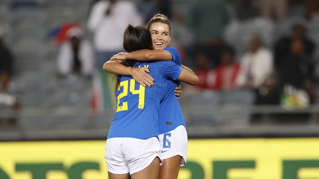 Confira as imagens da goleada da Seleção Brasileira de futebol feminino  contra a África do Sul - Gazeta Esportiva