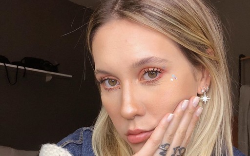 25+ Undone Blond Gif