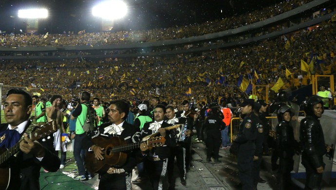Tigres Inter Libertadores festa jogo músicos (Foto: Diego Guichard/GloboEsporte.com)