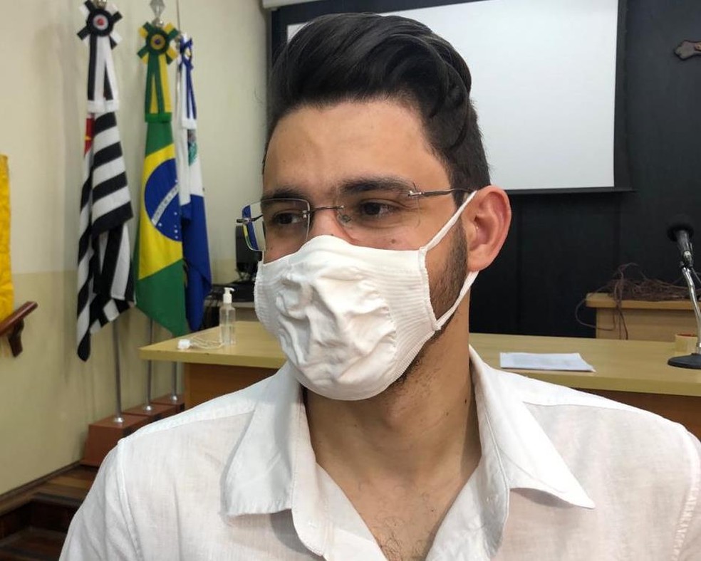 Célio Peliciari é candidato a prefeito de Araraquara pelo PSOL — Foto: Heitor Moreira/EPTV