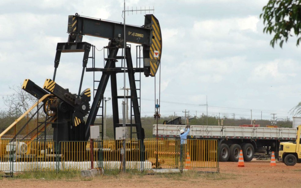 Exploração de petróleo no Rio Grande do Norte — Foto: Ney Douglas