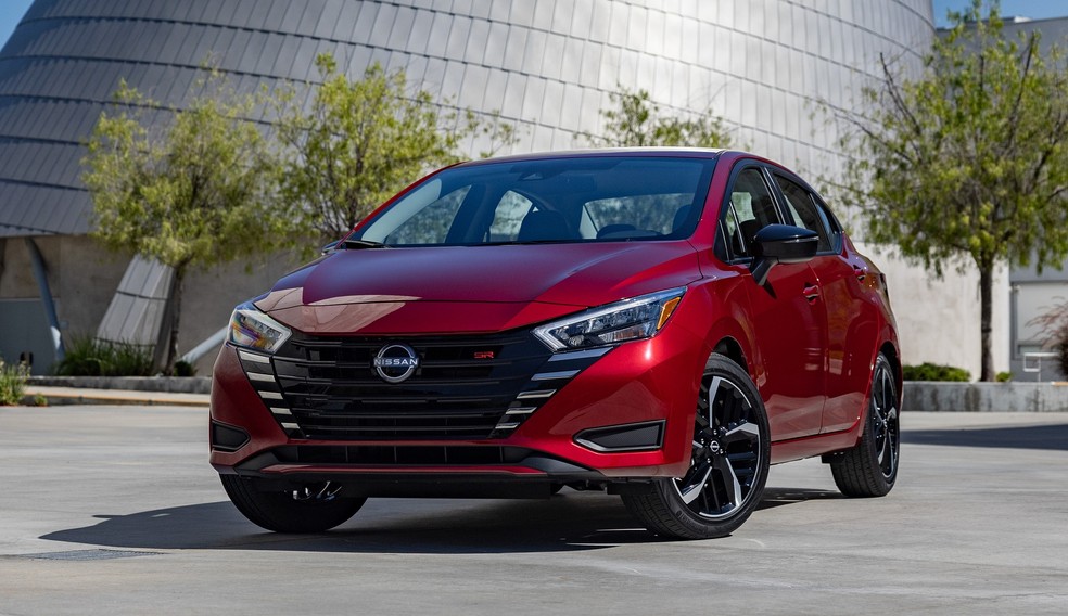 Preço do Nissan Versa deve subir com a reestilização — Foto: Divulgação