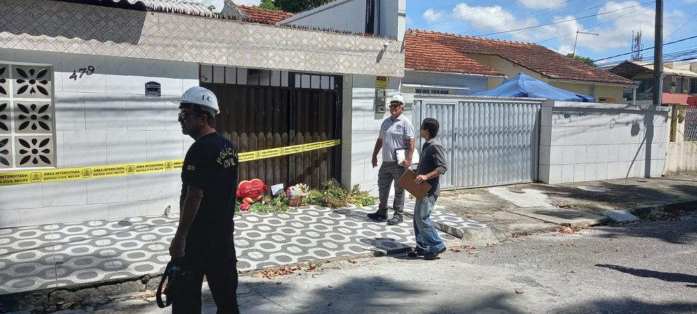 Perícia complementar foi feita no Lar Paulo de Tarso, no Ipsep, na Zona Sul do Recife — Foto: Danielle Fonseca/TV Globo