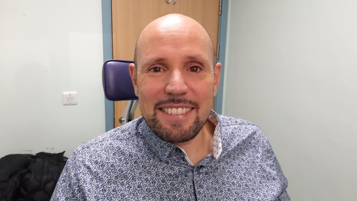 Homem recebe primeira prótese de olho totalmente impressa em 3D