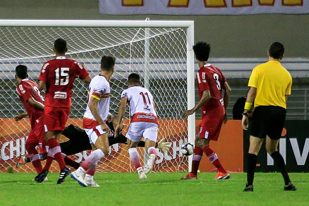 CRB terminou o jogo sendo pressionado pelo Juazeirense — Foto: Ailton Cruz / Gazeta de Alagoas