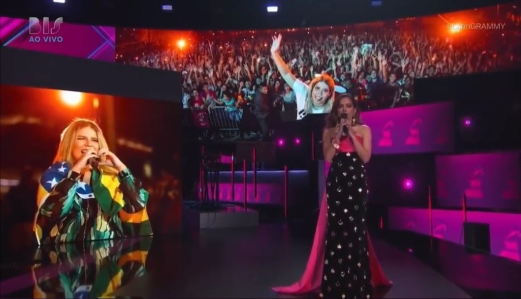 Anitta faz homenagem à Marília Mendonça no Grammy Latino 2021 (Foto: Reprodução/ Instagram)