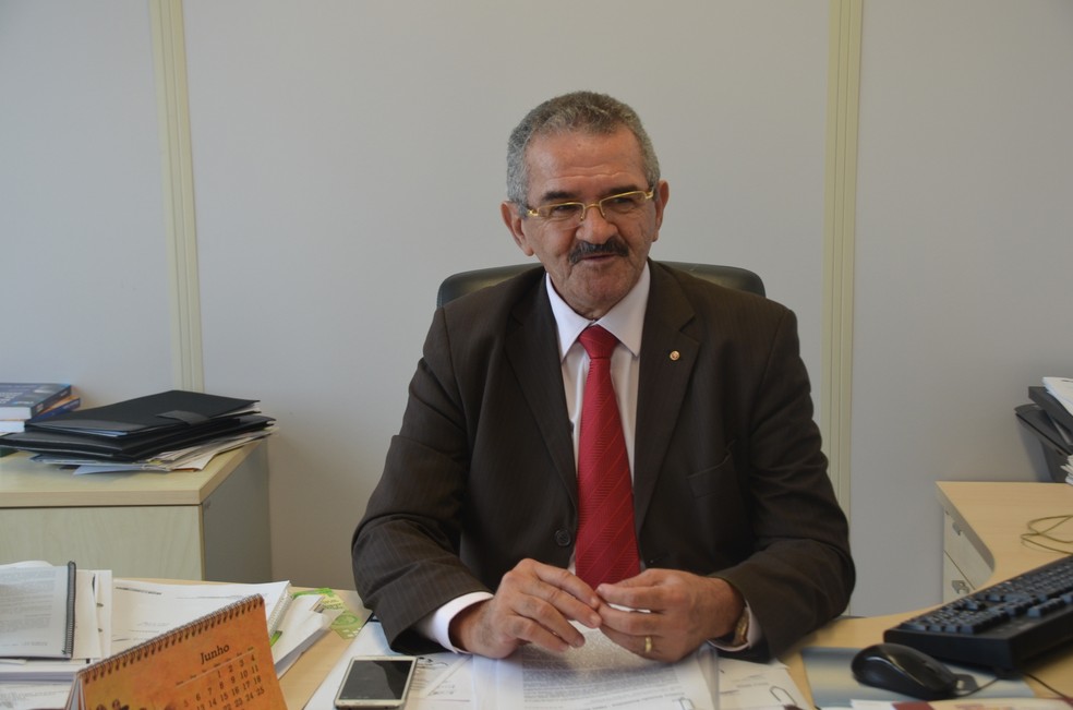 Valberto Lira informou que o Tomazão está vetado (Foto: Hévilla Wanderley / GloboEsporte.com/pb)