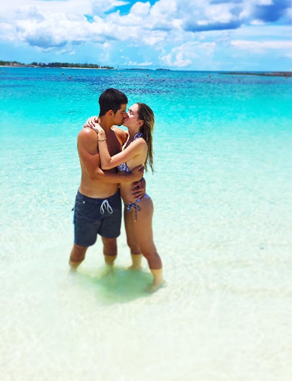 Enzo Celulari e namorada (Foto: Reprodução / Instagram)