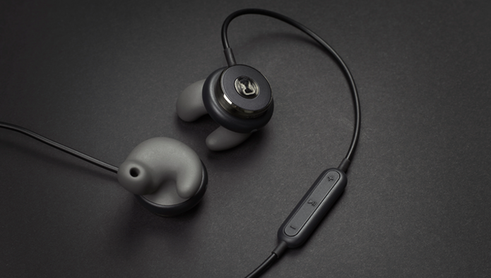 Fone de ouvido tem tecnologia Onkyo para garantir áudio de qualidade (Foto: Divulgação/Revols)
