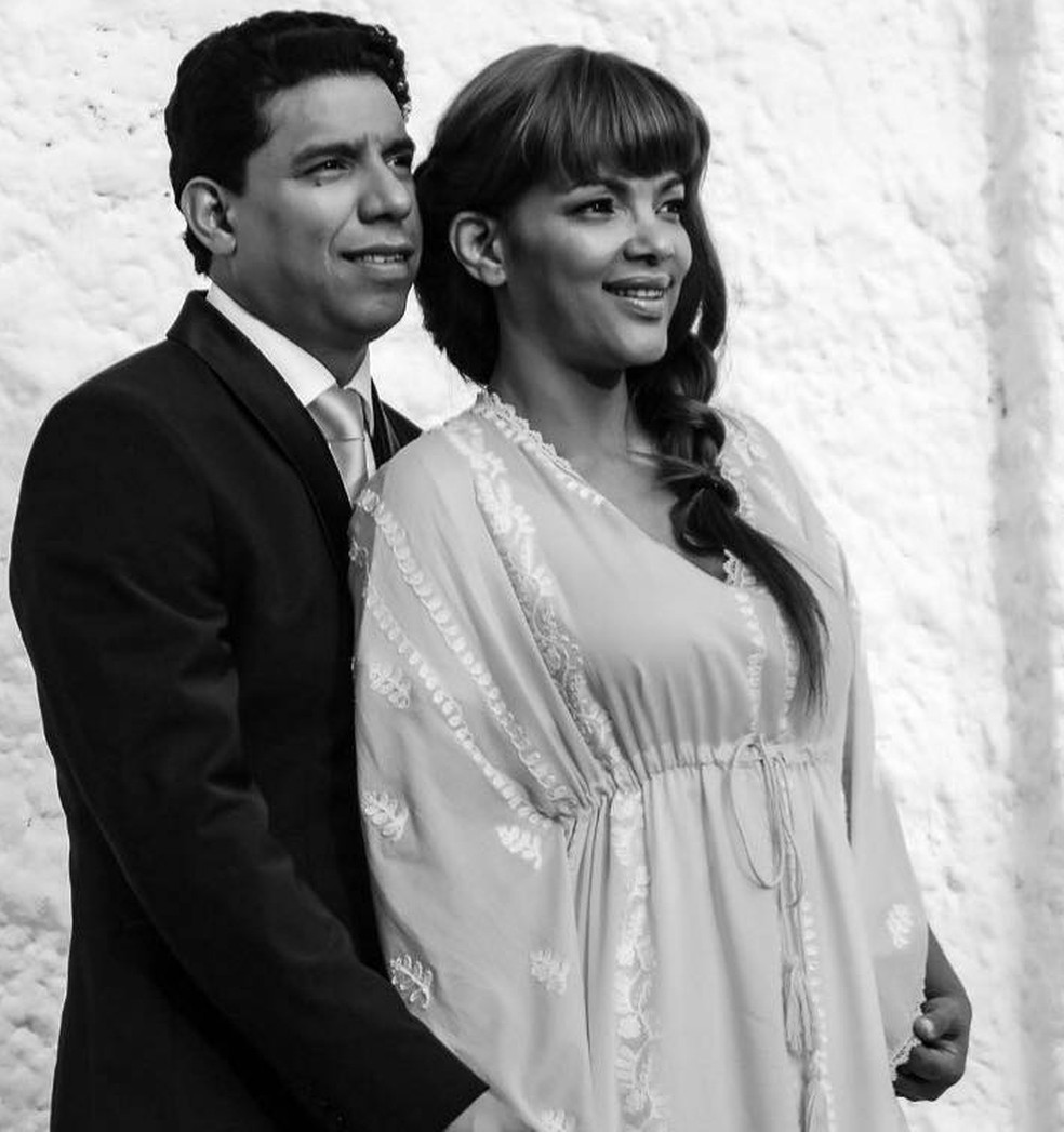 Flordelis e o marido, pastor Anderson Carmo, morto na madrugada de domingo (16) — Foto: Reprodução/ Facebook