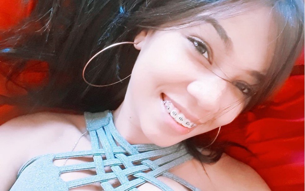 Mirian Oliveira foi encontrada morta em Palmeiras de GoiÃ¡s â€” Foto: ReproduÃ§Ã£o/Facebook