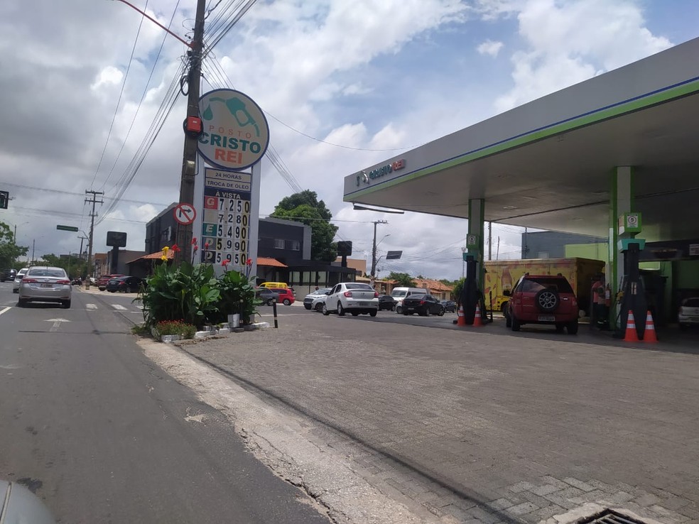 Posto de gasolina em Teresina — Foto: Andrê Nascimento/g1