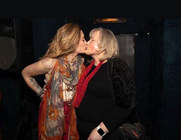 Paris Jackson e Debbie Rowe (Foto: Instagram)
