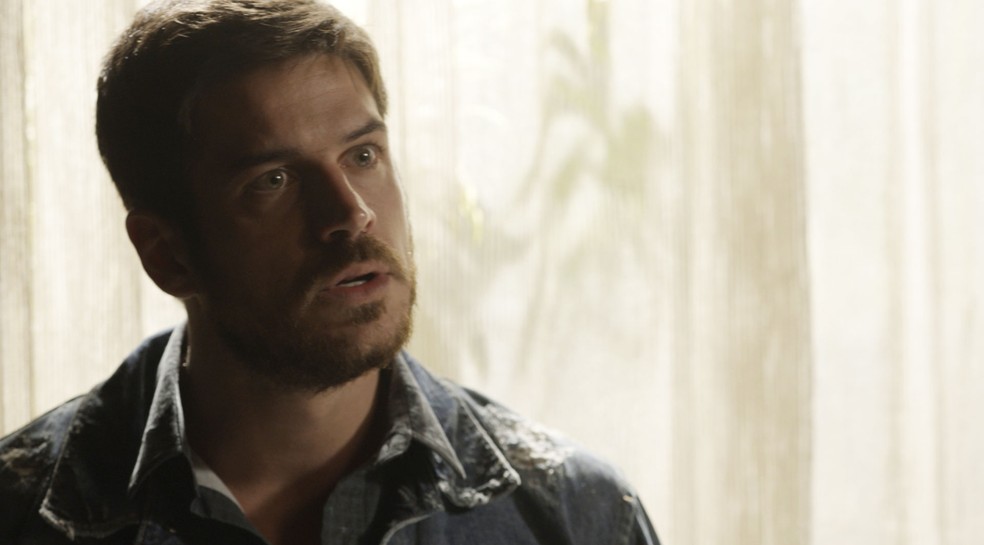 Zeca fica abalado com decisão de Jeiza (Foto: TV Globo)