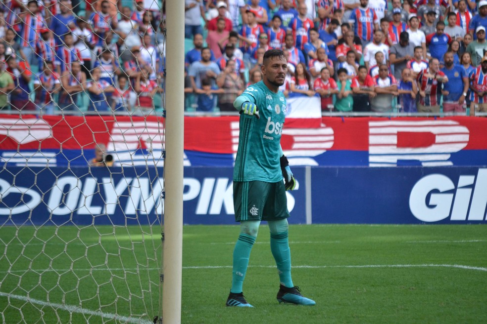 Diego Alves durante Bahia 3 x 0 Flamengo &mdash; Foto: Romildo de Jesus/Futura Press