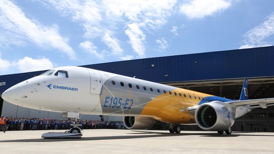 Embraer recebe pedido de US$ 1,17 bilhão por 15 aeronaves E195-E2