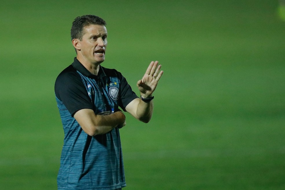 Ex-técnico do Operário manda recado para o Imortal