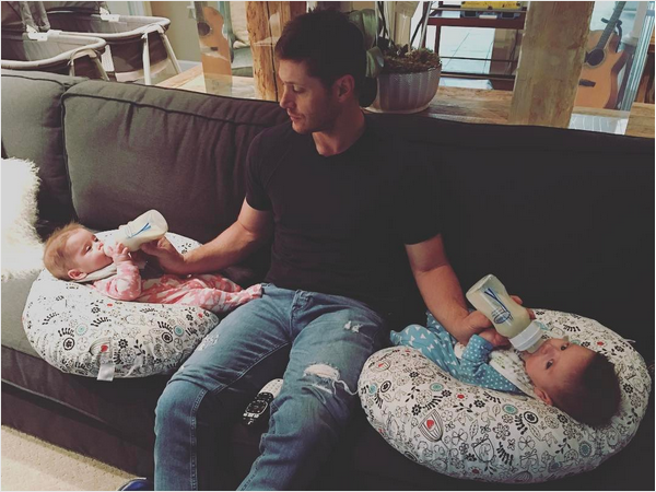 O ator Jensen Ackles com os filhos (Foto:  Instagram)
