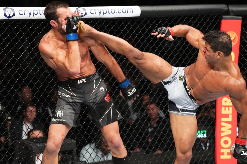 Paulo Borrachinha venceu Luke Rockhold por decisão unânime (triplo 30-27) — Foto: Getty Images