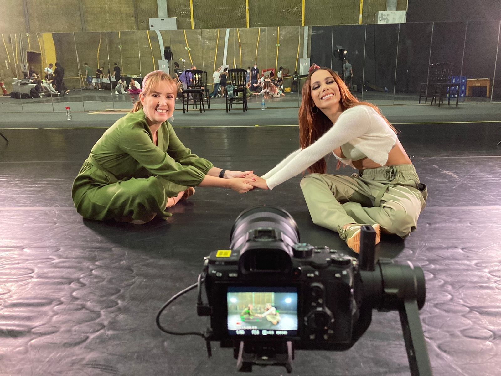 Anitta comemora sucesso de 'Envolver': 'Momento inédito, histórico do Brasil' 
