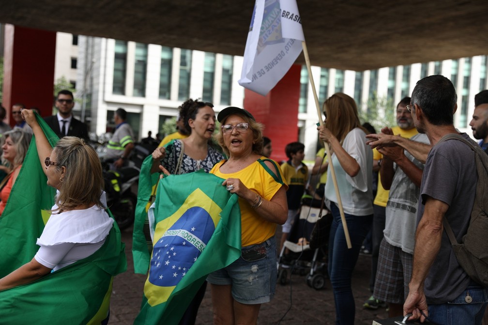 Protesto no vão do Masp, em São Paulo. (Foto: Marcelo Brandt/G1)