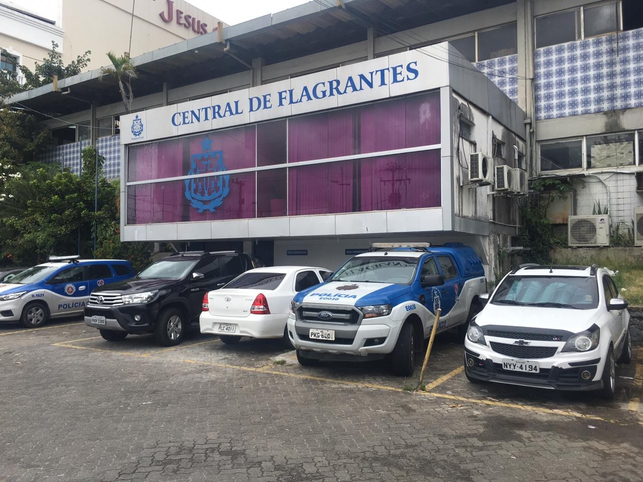 Policiais civis aprovam estado de greve na Bahia; agentes pedem exigência de comprovação de vacina em delegacias
