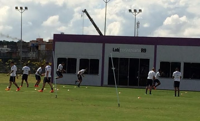 Corinthians treino físico (Foto: Carlos Augusto Ferrari)