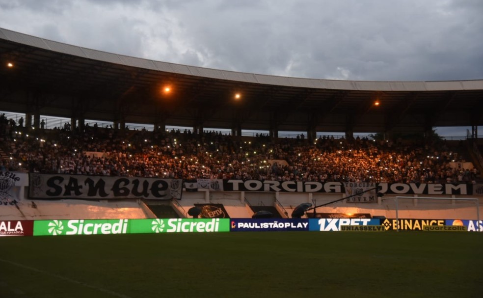 Arena Fonte Luminosa sem luz em Ferroviária x Santos — Foto: Divulgação/Santos