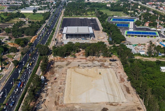 Ainda em Deodoro, passamos pelo Campo Olímpico de Hóquei e Arena da Juventude (Foto: Prefeitura do Rio)